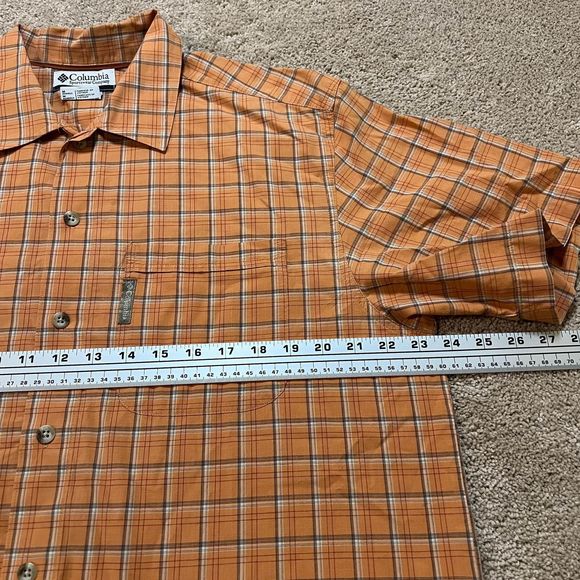 Men’s Columbia Short Sleeve Button Down Shirt Size Medium - Picture 5 of 8